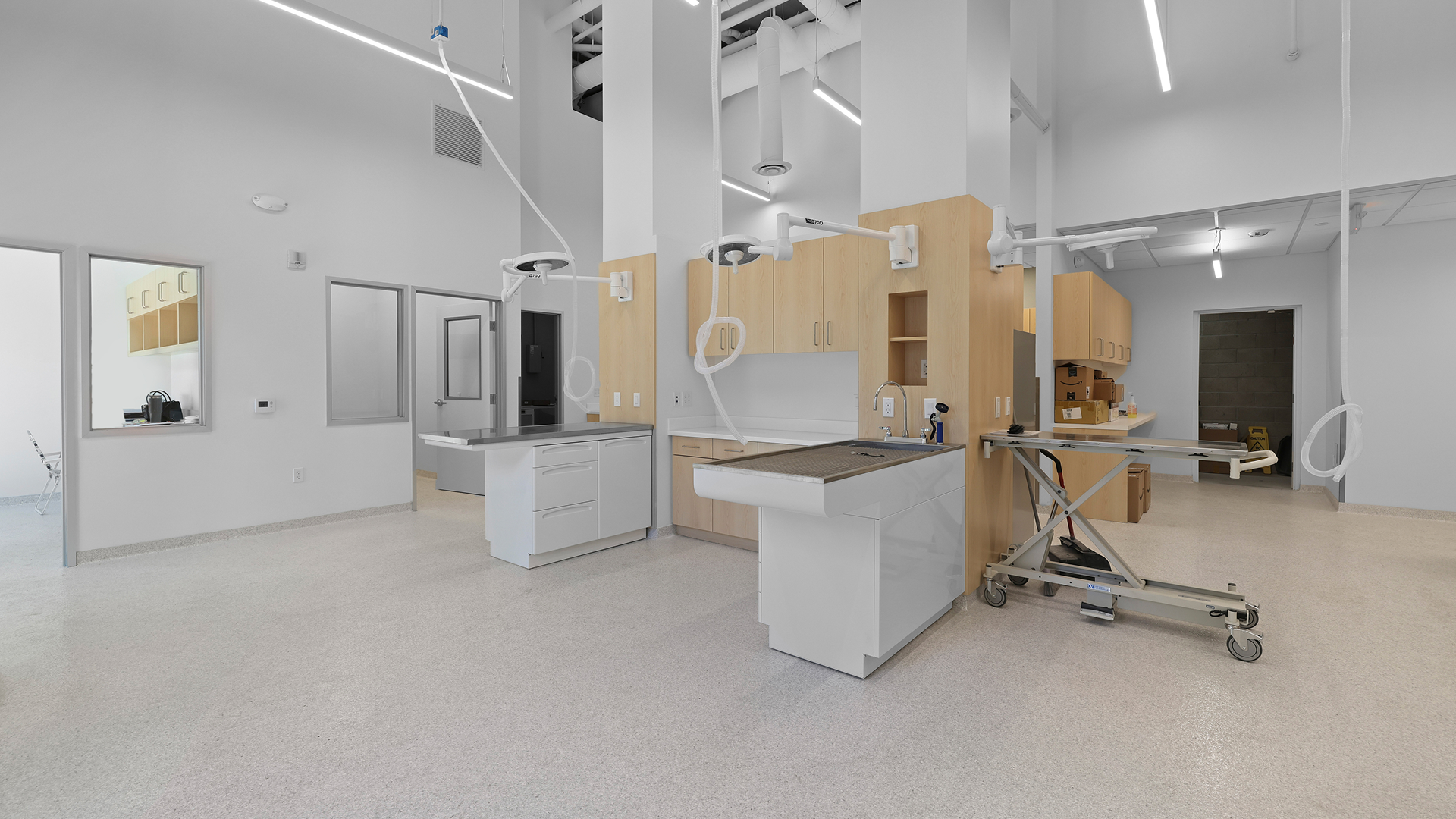 Promenade Animal Hospital – Long Beach High Res 3321 La Cienega Boulevard