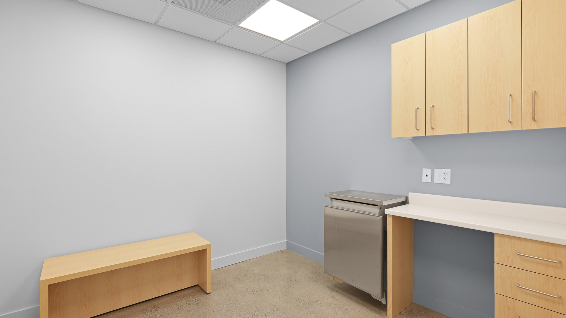 Promenade Animal Hospital – Long Beach High Res 3321 La Cienega Boulevard