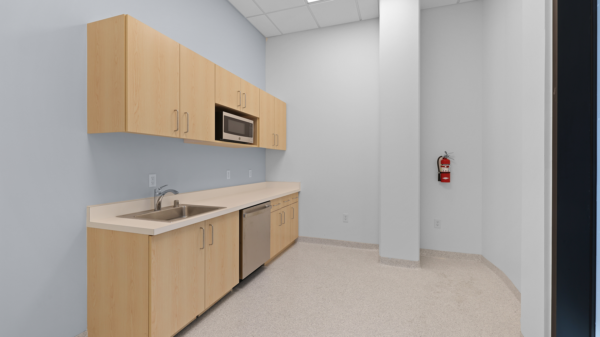 Promenade Animal Hospital – Long Beach High Res 3321 La Cienega Boulevard