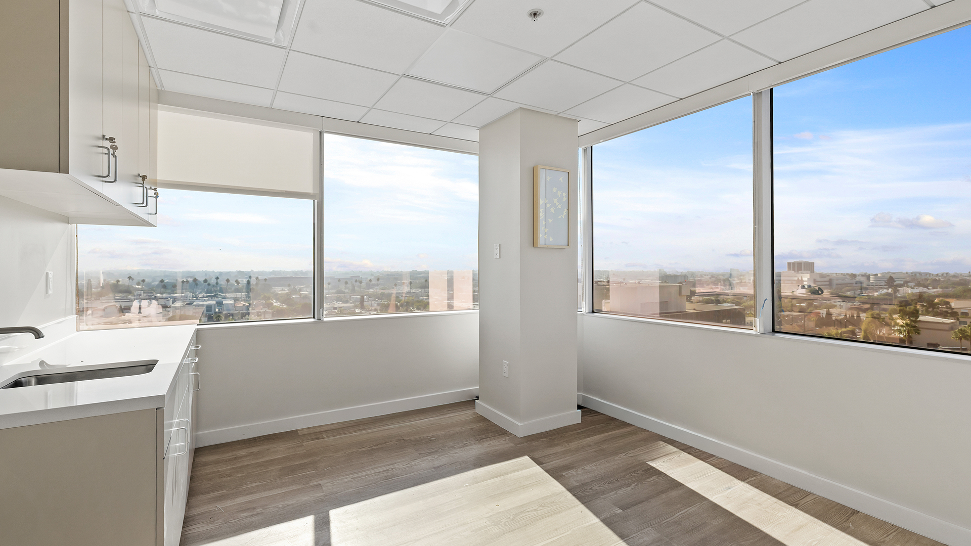 Sollis Health Santa Monica, CA High Res 2811 Wilshire Boulevard